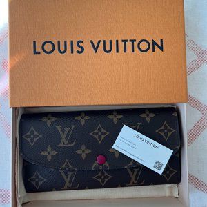 Brand New, LOUIS VUITTON 2019 LV Monogram Emilie Wallet